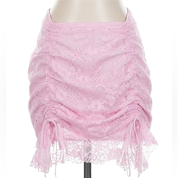 For Love And Lemons Dresses & Skirts - For Love And Lemons Pink Lace Skirt- Small